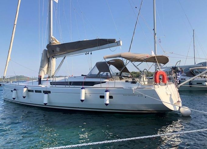 Sailboat Jeanneau Sun Odyssey 519 15.75m