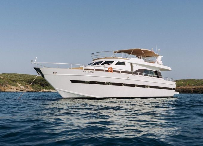 Motor yacht Cantieri di Pisa Akhir 22 3300hp