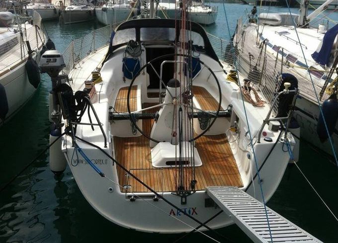 Sailboat BAVARIA 38 MATCH 11.36m