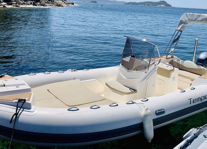 RIB Capelli Capelli Tempest 700 200hp