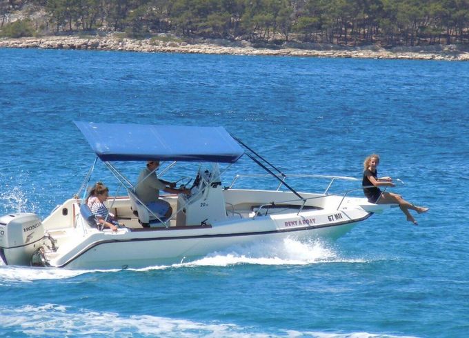 Motorboat ELAN 20 CC 150hp