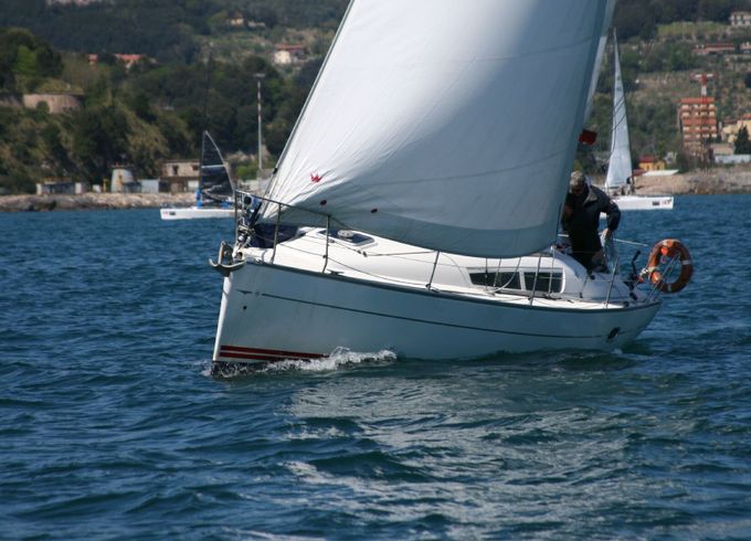 Sailboat Jeanneau Sun Fast 32 9.6m