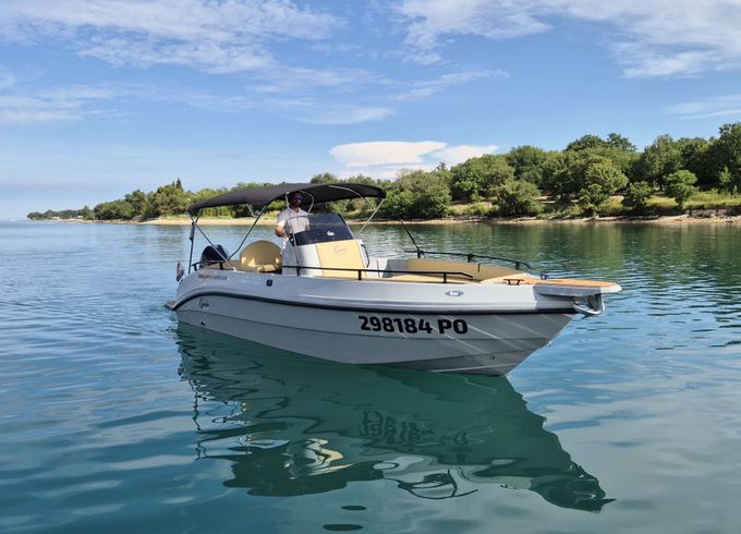 Motorboat Gaia LIMITED EDITION 250hp