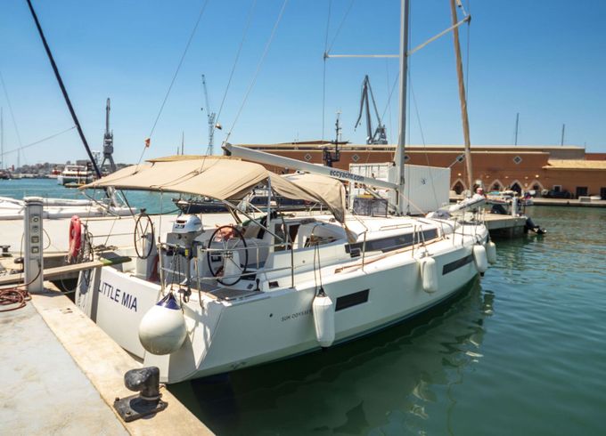 Sailboat JEANNEAU SUN ODYSSEY 490 14.22m