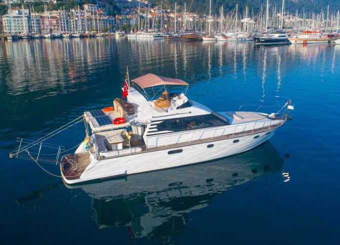Motor yacht 2010 2010