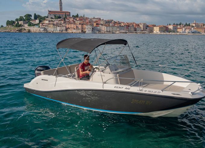 Motorboat Quicksilver Activ 675 Open 150hp