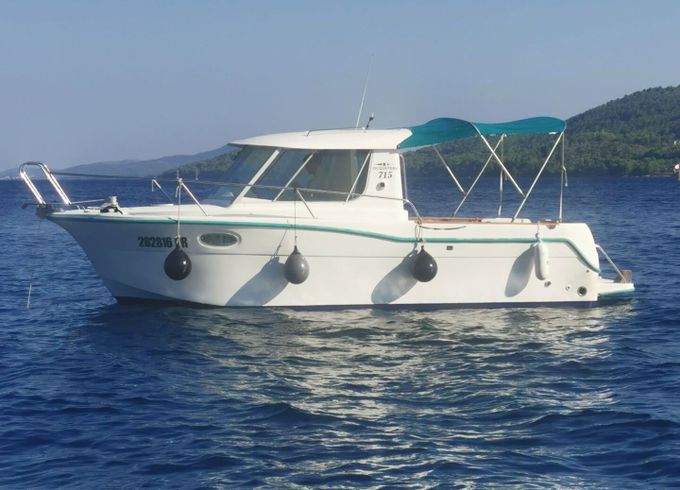 Motorboat Jeanneau (4 HOUR TOURS) Ocqueteau 715 150hp