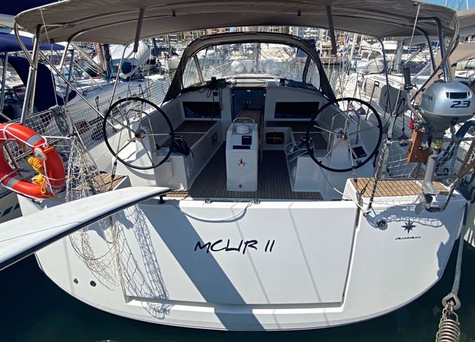 Sailboat Jeanneau Sun Odyssey 440 13m