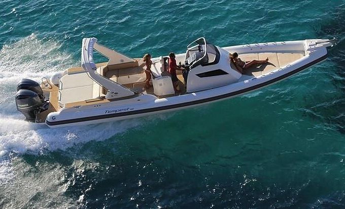 RIB Capelli Tempest 40 700hp