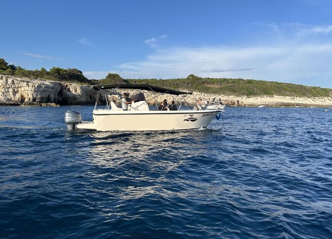 Motorboat AEDA INC Dubrovnik 800 225hp