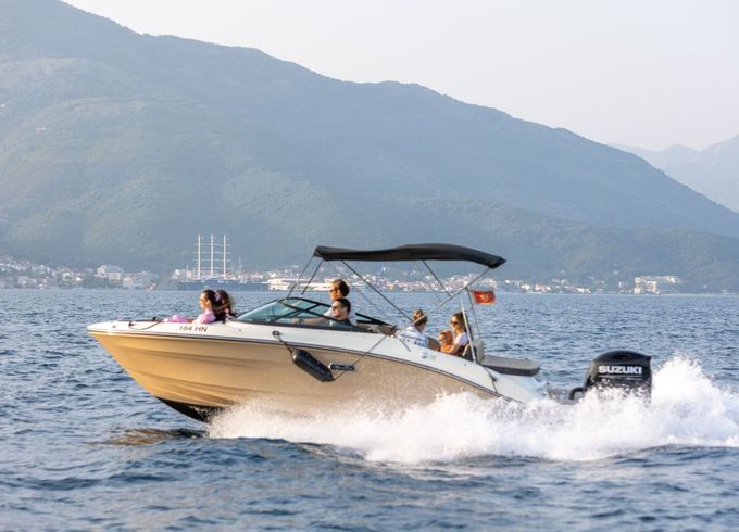 Motorboat Sea Ray 210 Spx 175hp