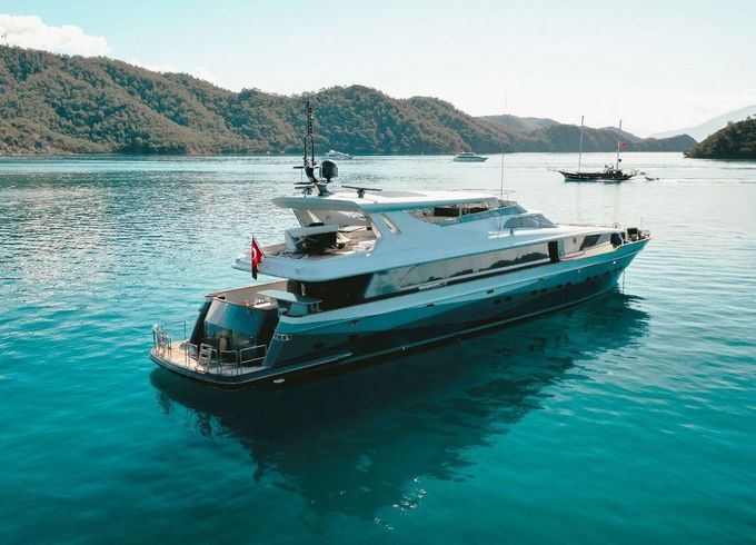 Motor yacht Italian Custom Built 5000hp