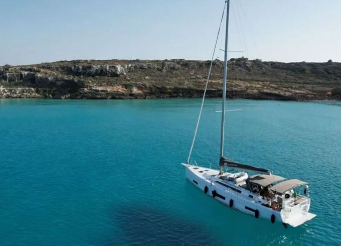 Sailboat Dufour 470 14m