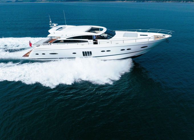Motor yacht Princess 81 4000hp
