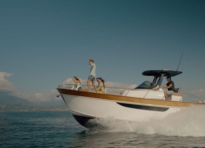 Motorboat Mimi Libeccio 9.5 400hp