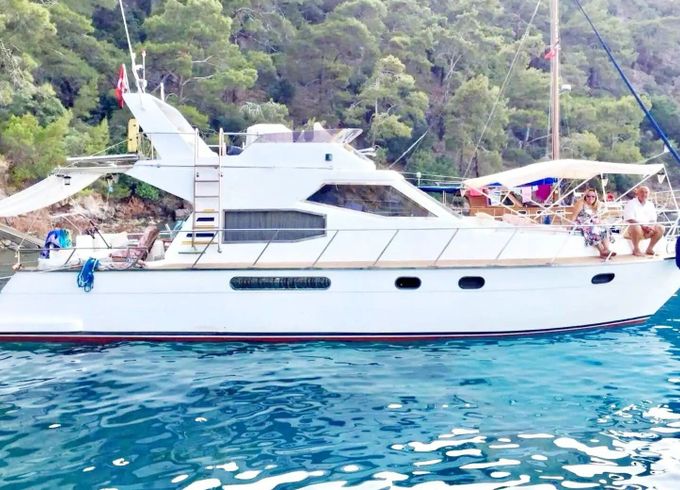 Motor yacht Custom Made CLY 500hp