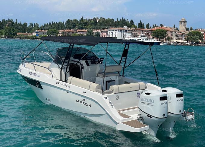 Motorboat MINGOLLA CANTIERE NAUTICO BRAVA 28 WA - SENZA SKIPPER - PORTO GALEAZZI 300hp