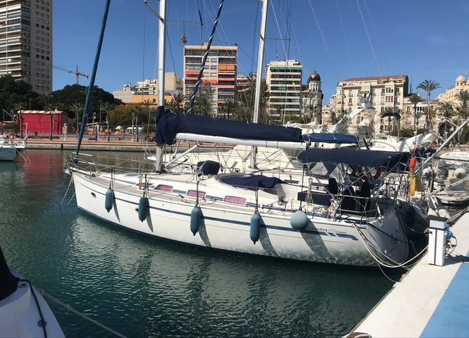 Sailboat Bavaria 40 Cruiser 11.99m