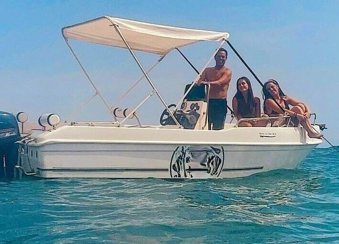 Motorboat Estable 455 15hp