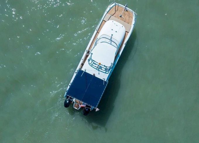 Motorboat Custom Speedboat Catamaran 400hp