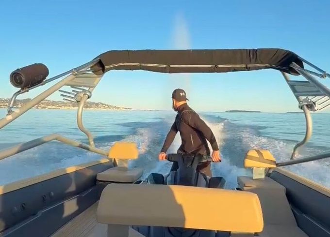 RIB Sealver WaveBoat Z8 Standard Hevo Full 250hp