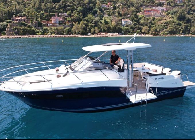 Motorboat Jeanneau Cap Camarat 10.5 Wa 600hp