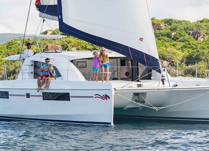 Catamaran Leopard 40 11.99m