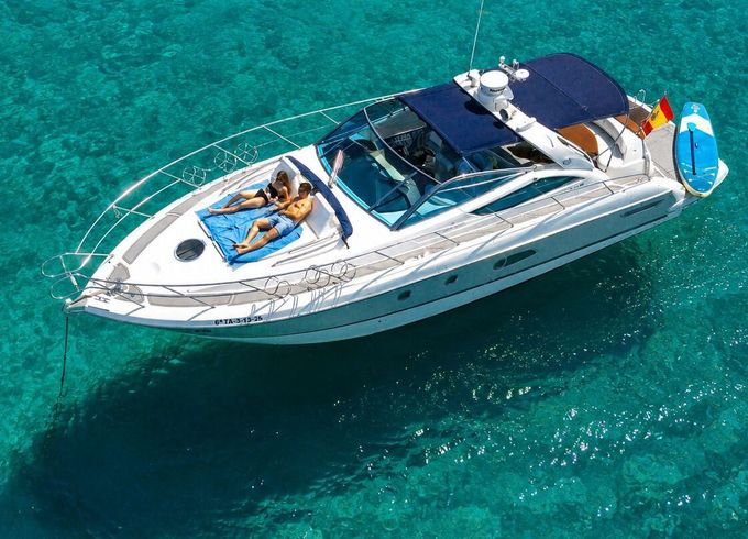 Motorboat Cranchi Mediterranee 43 870hp