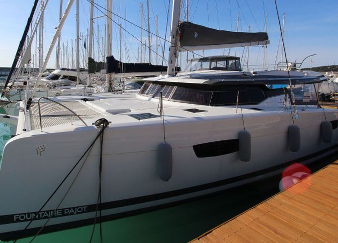 Catamaran Fountaine Pajot Tanna 47 14m