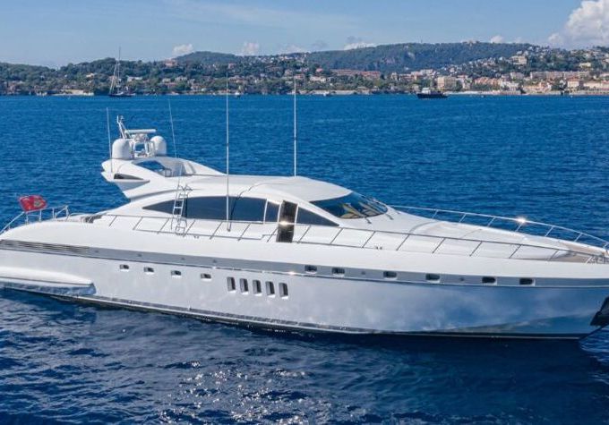 Motor yacht OVERMARINE MANGUSTA 92 4000hp
