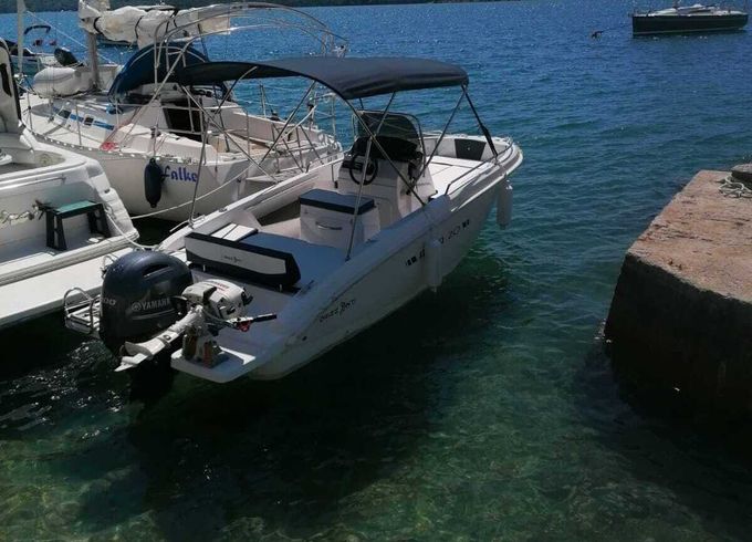 Motorboat Orizzonti Aura 20hp