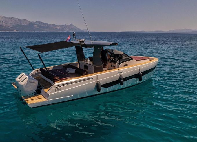 Motorboat Fiart Mare Seawalker 35 800hp