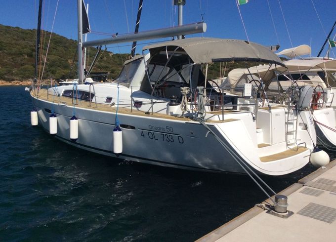 Sailboat BENETEAU Oceanis 50 Family "Spica" 15.42m