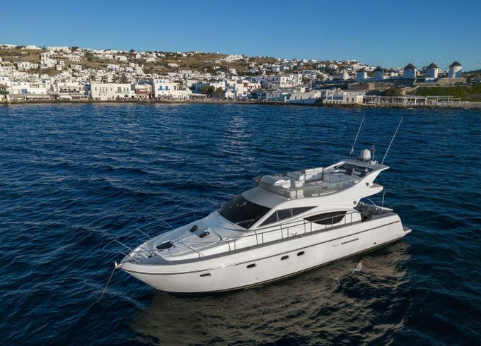 Motorboat Ferretti 46 1150hp