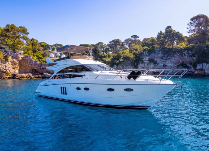 Motor yacht Princess 54 FLY 775hp