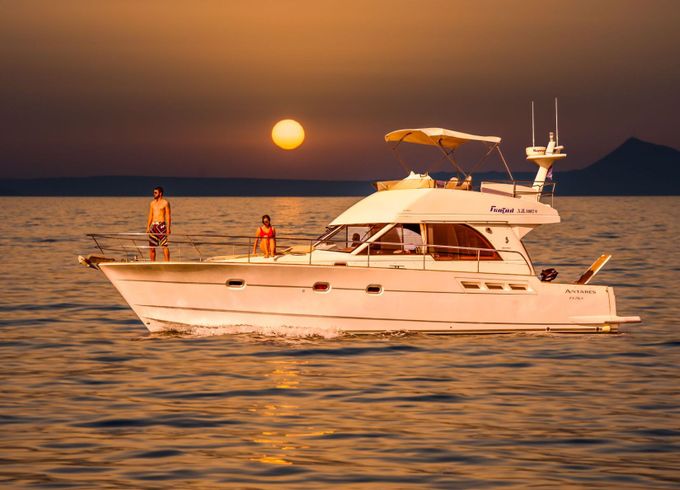 Motorboat BENETEAU ANTARES 46ft 960hp