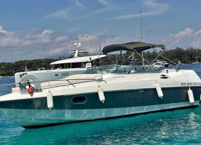 Motorboat Beneteau flyer 6 grand prix 270hp