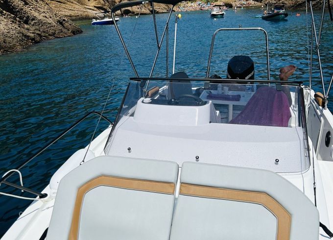 Motorboat Beneteau Flyer 8 Sundeck 300hp
