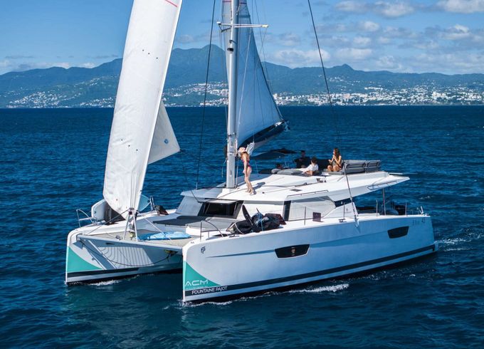 Catamaran ELBA 45 (1 MASTER + 2 CAB + 1 / 3 SDB) 13m