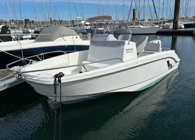 Motorboat BENETEAU FLYER 6 140hp