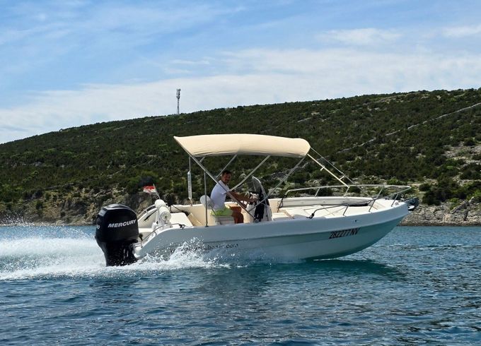 Motorboat Selva D.5.5 Open 115hp