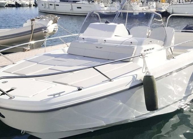 Motorboat Beneteau Flyer 7 sundeck 175hp