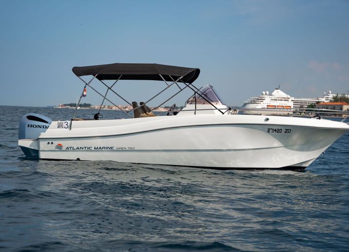 Motorboat Atlantic Marine 750 Open 250hp