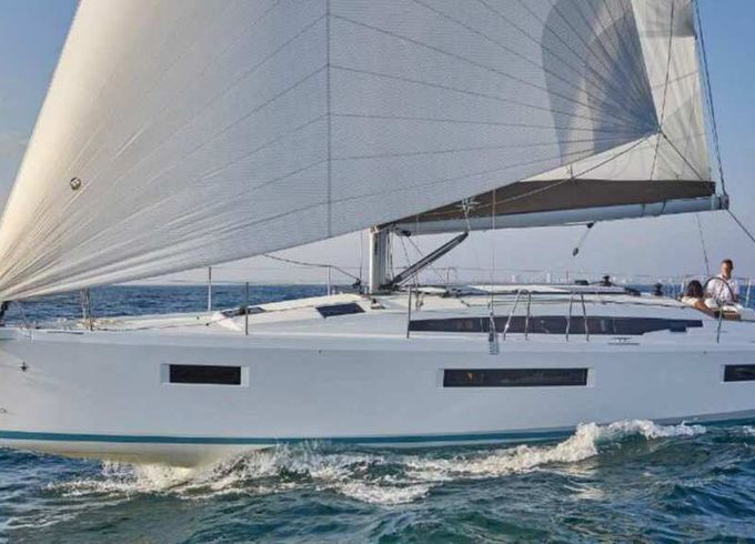 Sailboat Jeanneau SUN ODYSSEY 410 12.35m