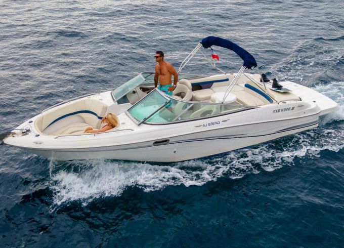Motorboat Four Winns (Refit 2023) 240 Horizon 270hp