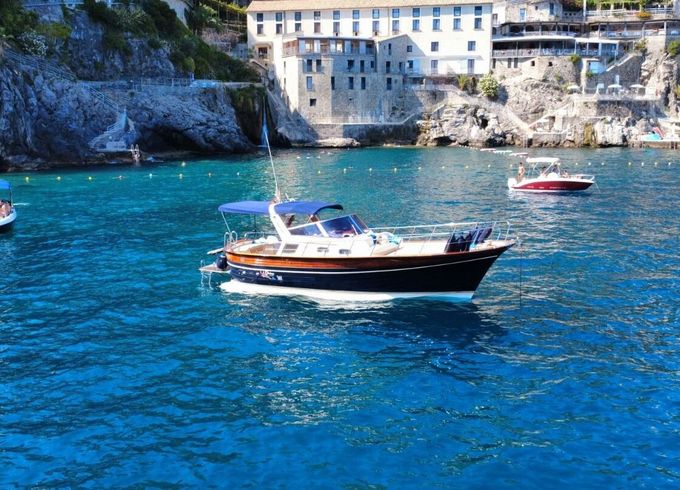 Motorboat Fratelli Aprea Sorrento 32 440hp