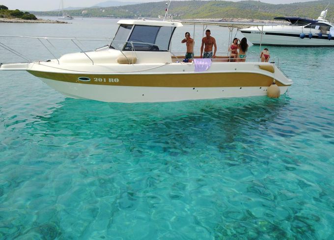 Motorboat Mercan Diving 35 380hp
