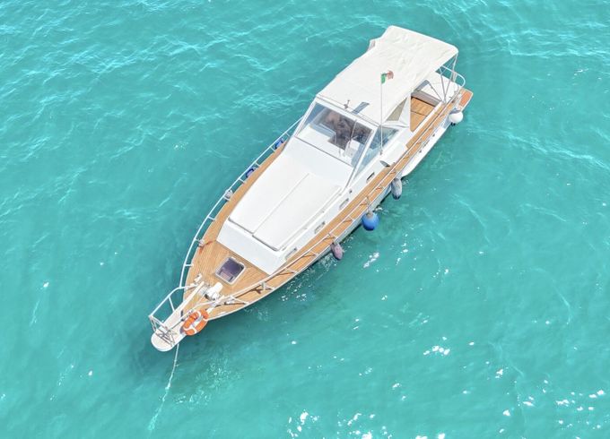 Motorboat Jag Nautica 10.30 660hp