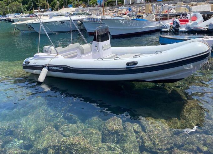 Boat without licence  Predator 6 mt (2)