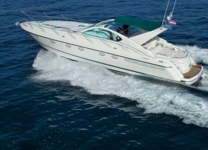 Motorboat FAIRLINE TARGA 48 430hp